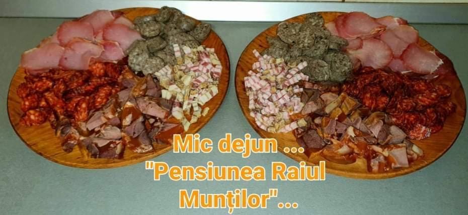 Pensiunea Raiul Muntilor Sebiş Zewnętrze zdjęcie